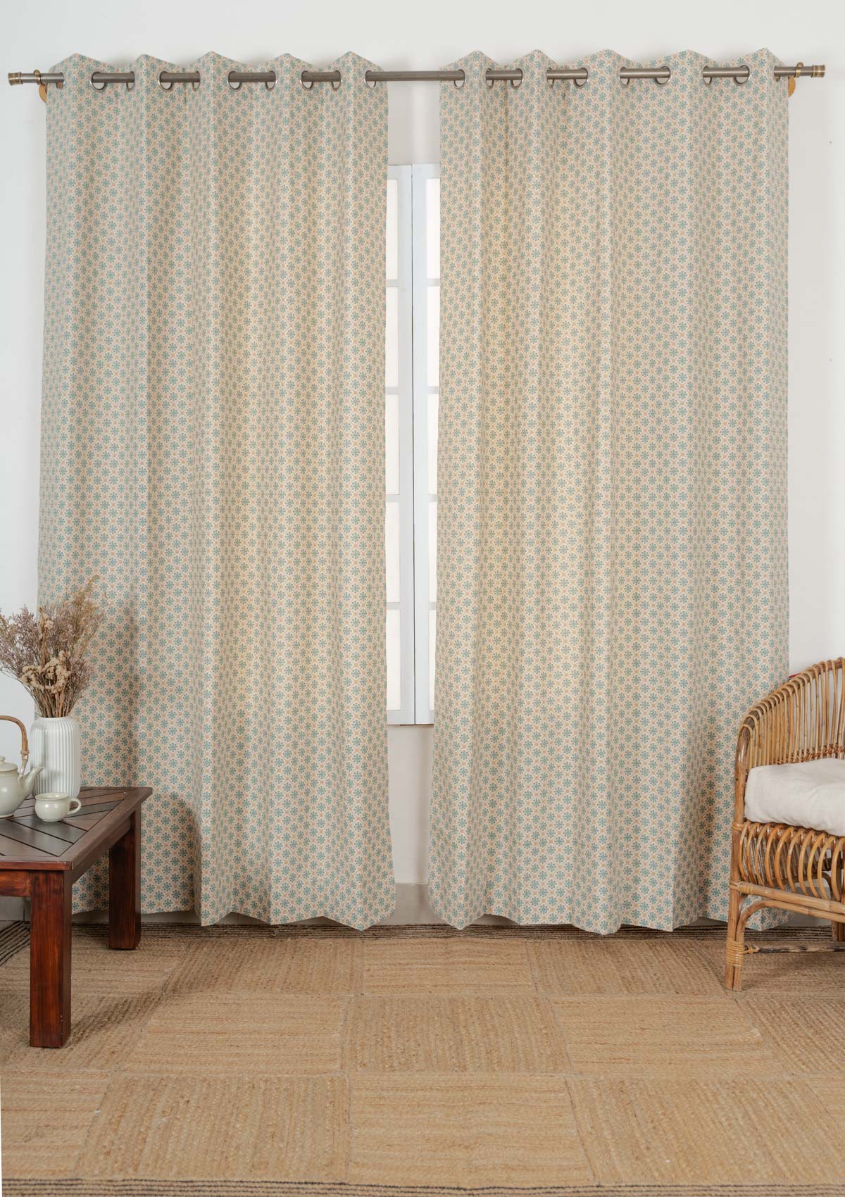 Yura geometric printed 100% cotton curtain for living room - Room darkening - Aqua blue - Single Panel