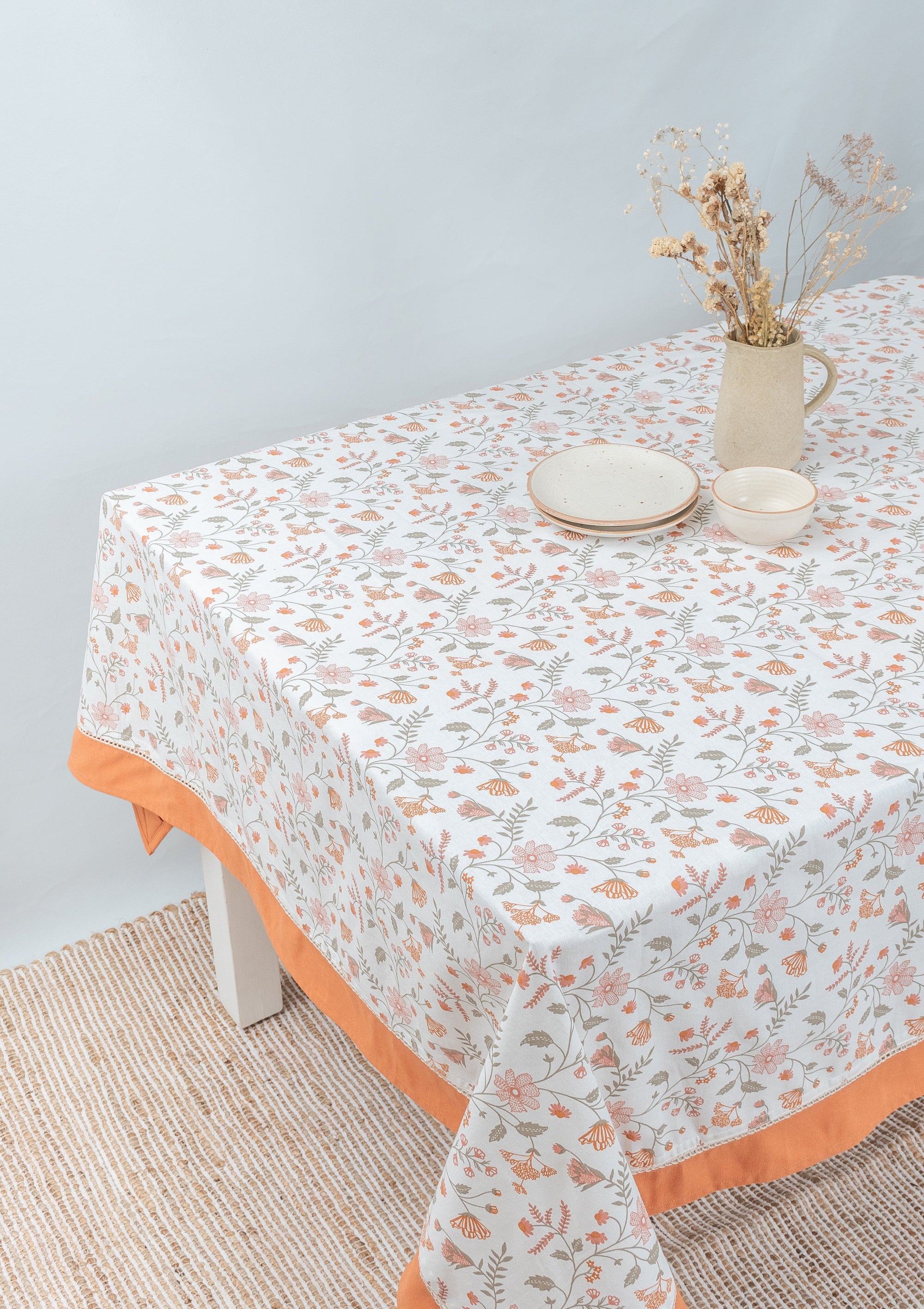 Forest bloom floral prints with solid border 100% cotton table cloth for 4 seater or 6 seater Dining table