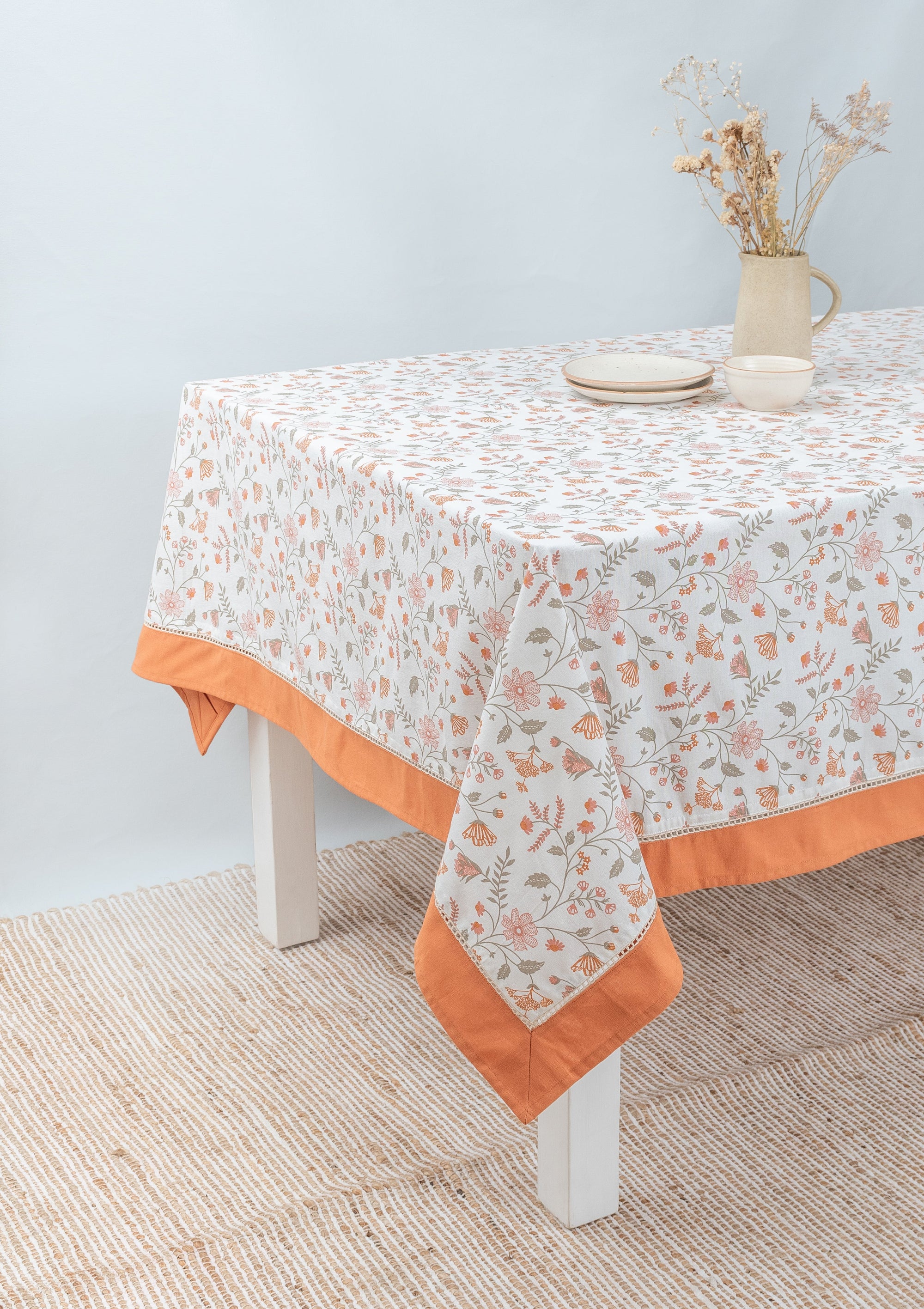 Forest bloom floral prints with solid border 100% cotton table cloth for 4 seater or 6 seater Dining table