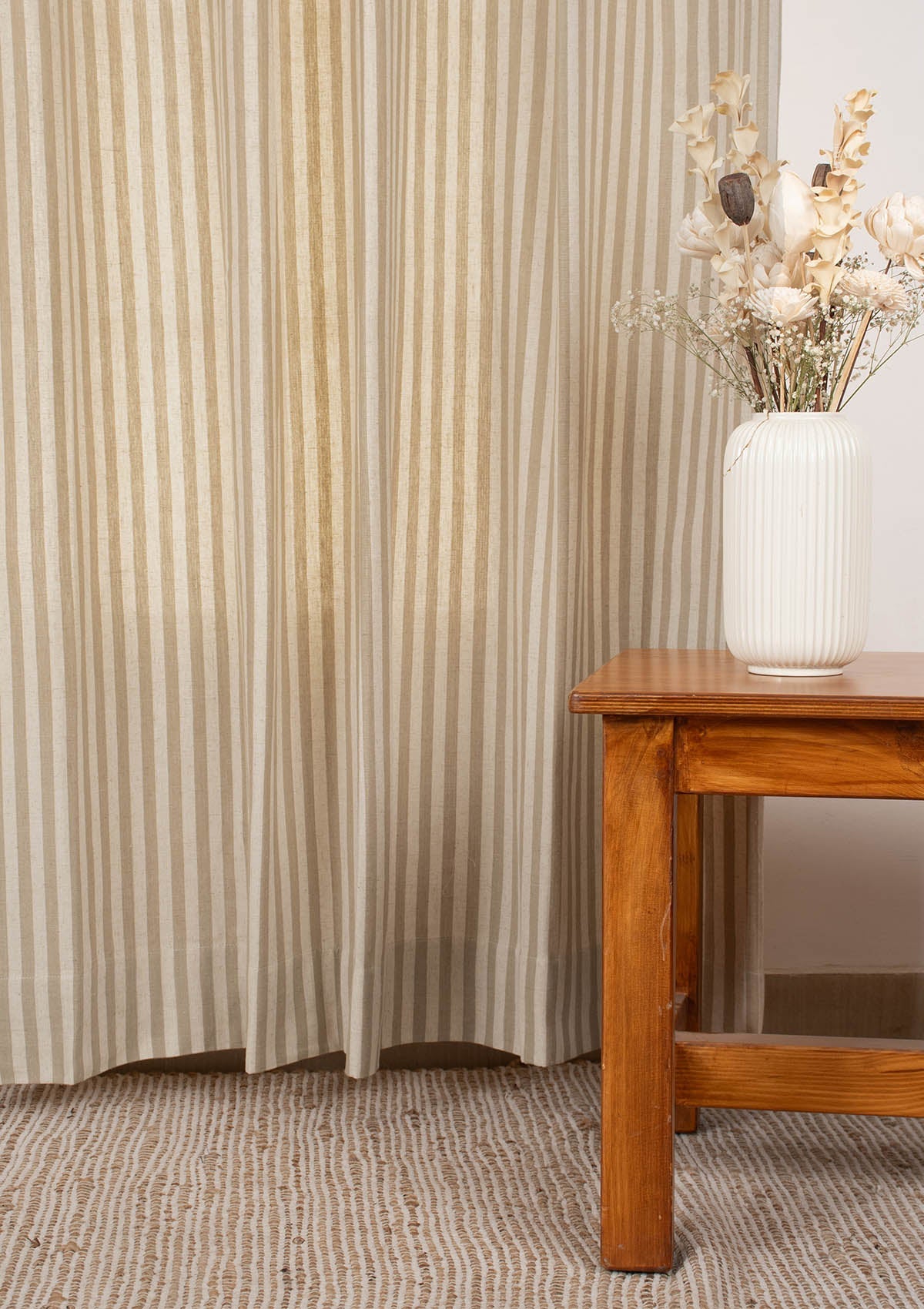 Loom 100% cotton Geometric pattern curtain for Living Room and Bedroom - Room darkening - Grey - Single Piece