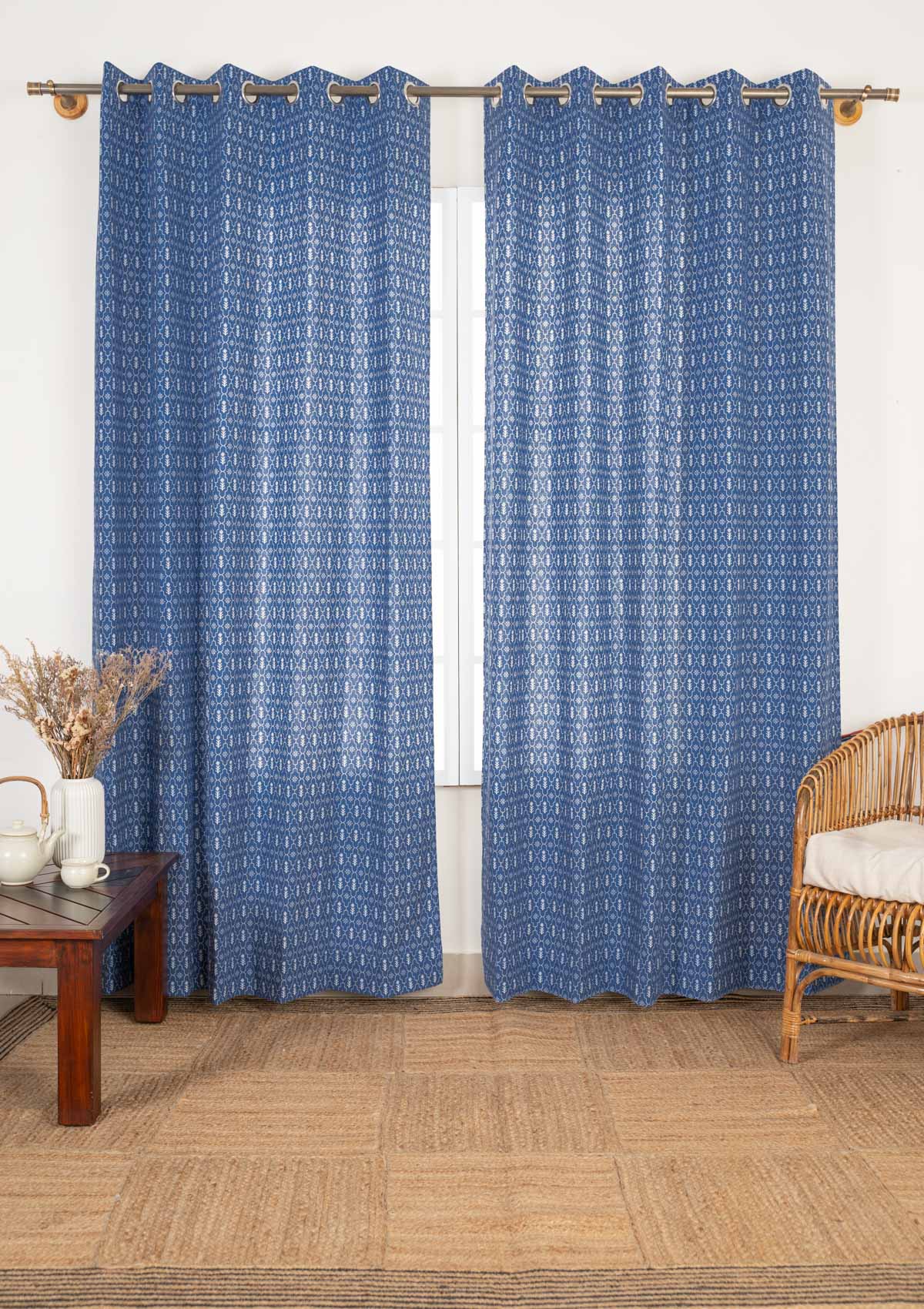 Meadows geometric printed 100% cotton curtain for bed room - Room darkening - Indigo - Single Panel