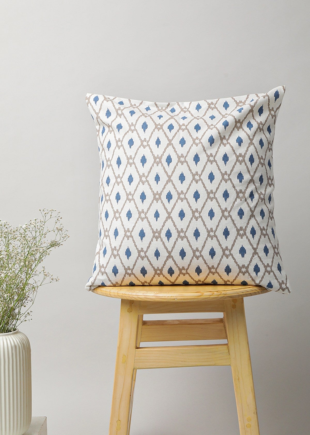 Diamond yard 100% cotton customisable geometric cushion cover for sofa - Blue