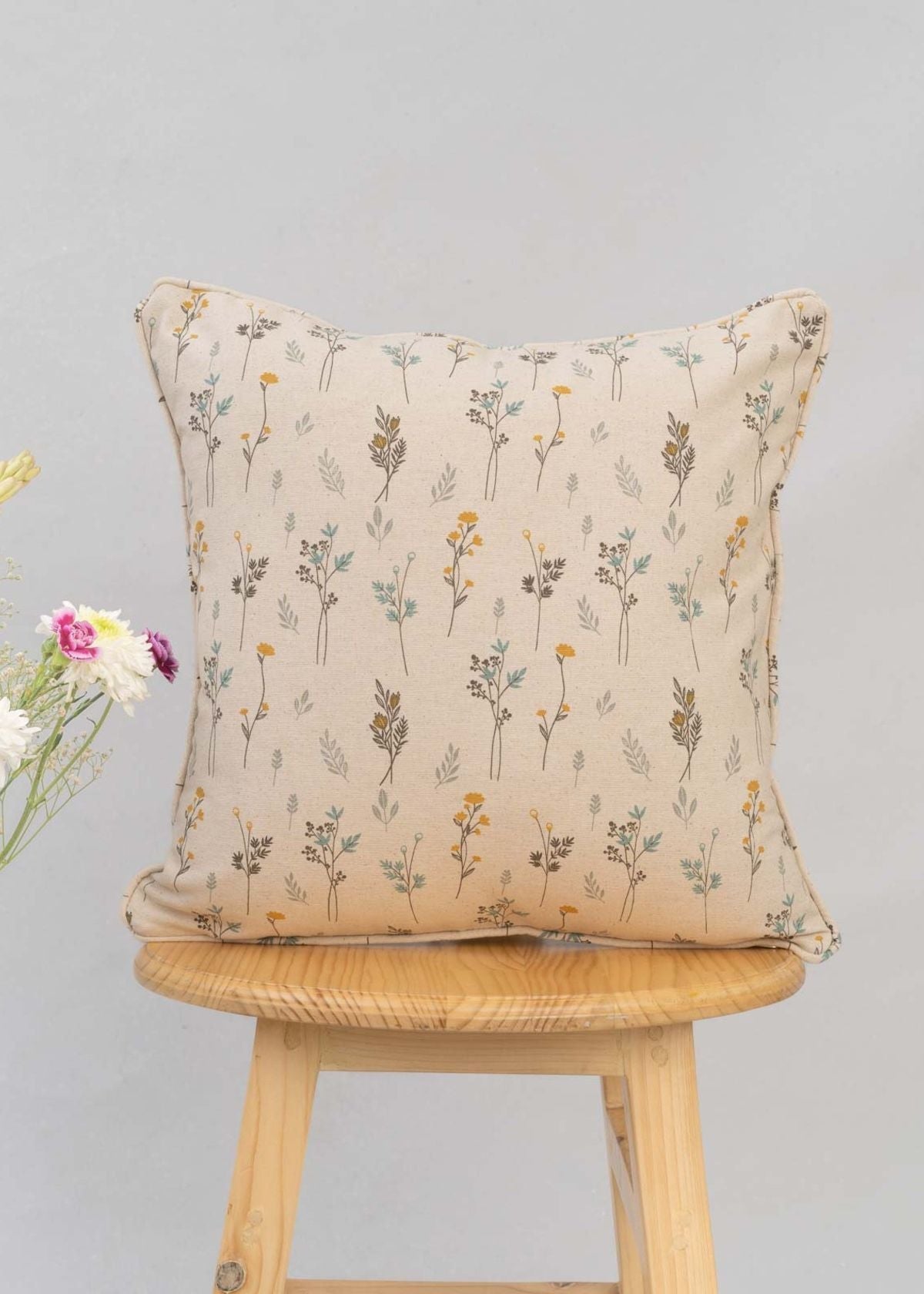 Blooming Meadows 100% cotton floral cushion cover for sofa - Beige