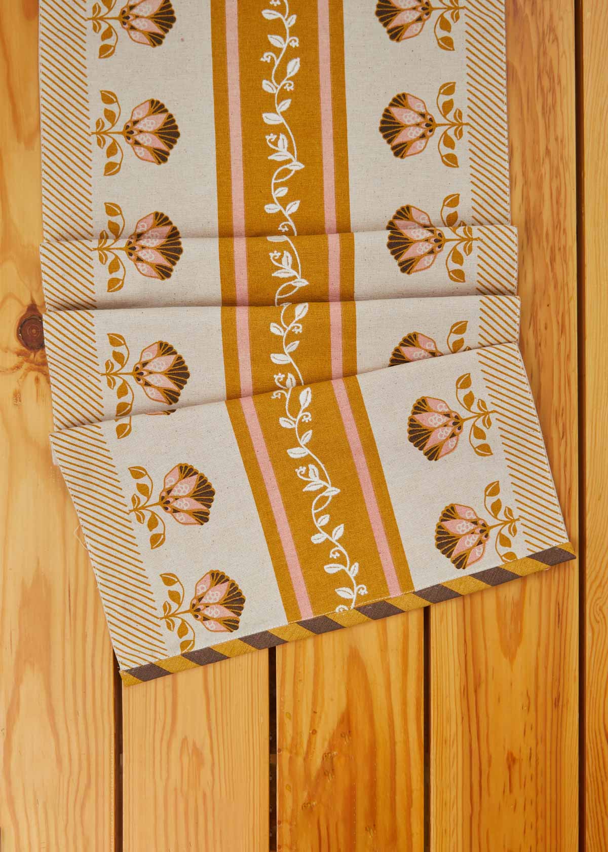 Desert 100% cotton elegant table runner for 4 seater or 6 seater Dining with tassels - Amber