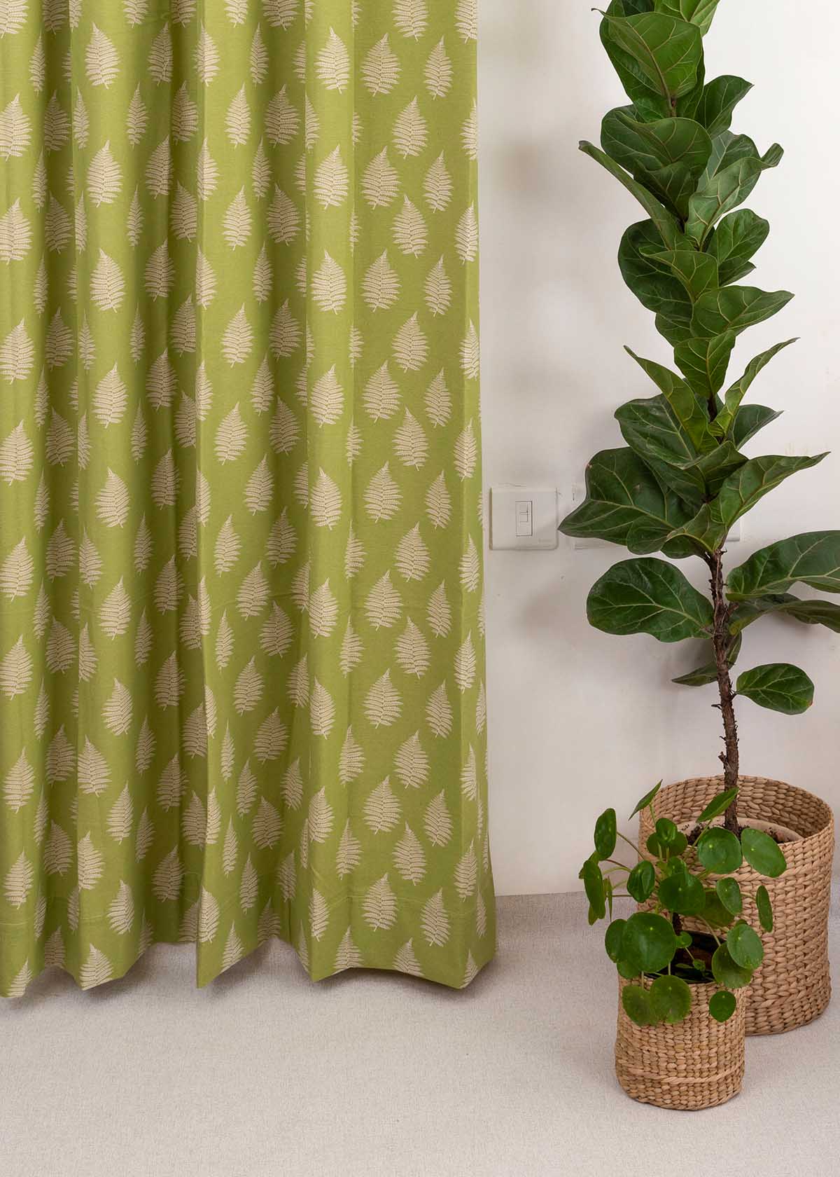 Ferns 100% Customizable Cotton floral curtain for living room - Room darkening - Green