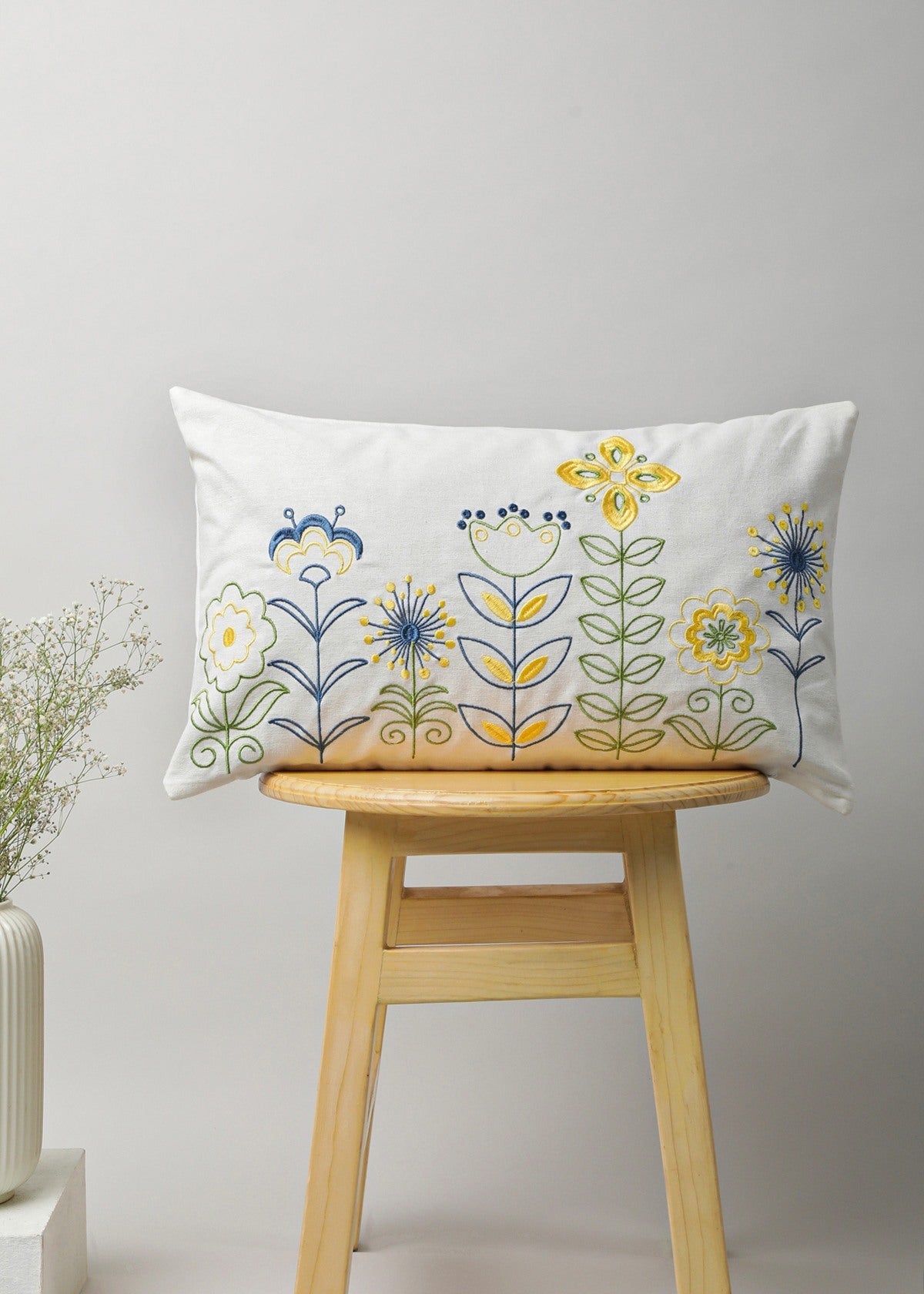 Flowerbed embroidered 100% cotton floral cushion cover for sofa - Multicolor