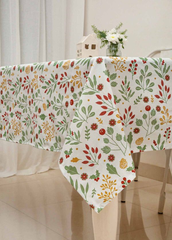 Foraged Berries floral prints 100% cotton table cloth for 4 seater, 6 seater, 8 seater for dining table
