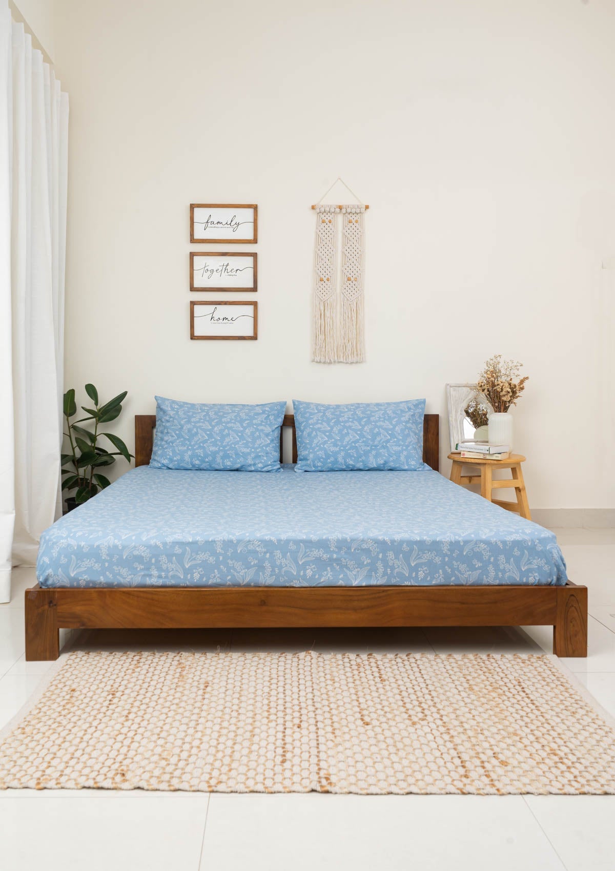 Lilles of Valley floral prints 100% cotton Fitted sheet 16 inch drop with pillow covers - Powder Blue