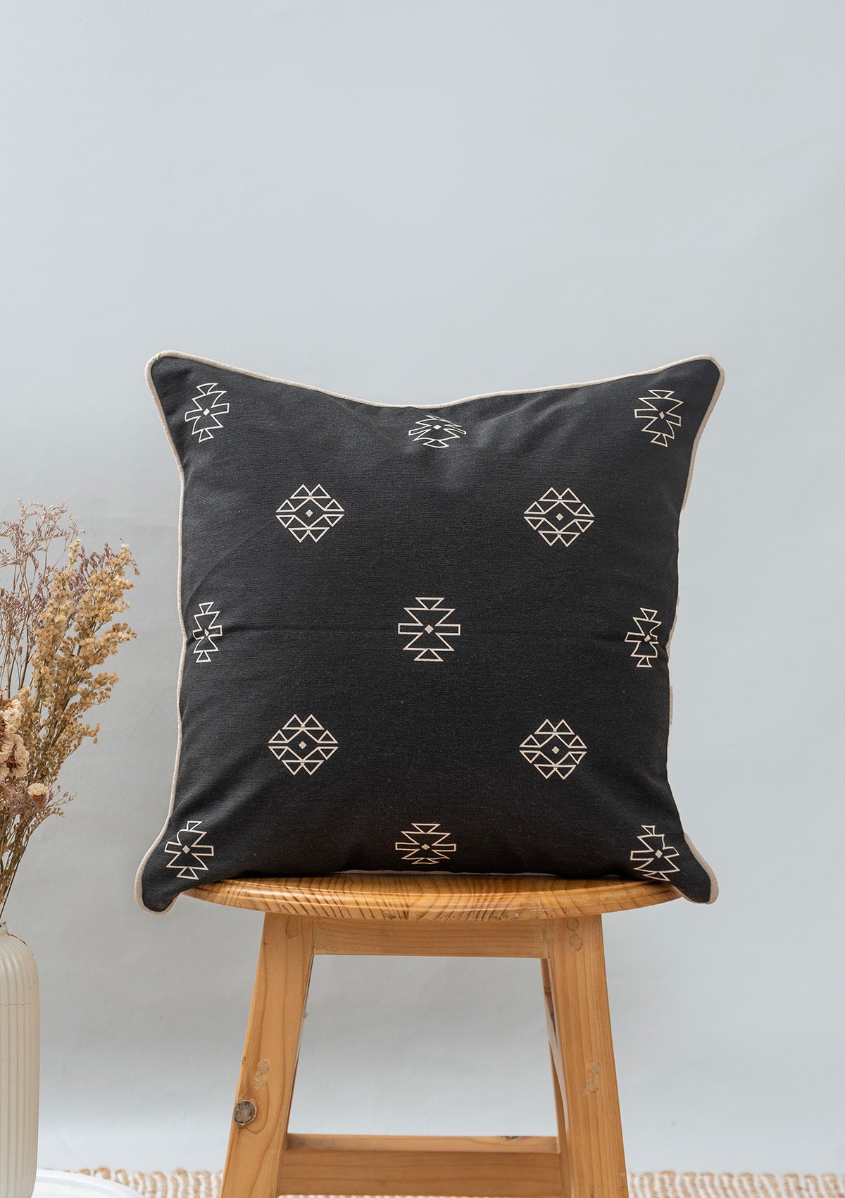 Native 100% cotton boho geometric cushion cover for sofa - Black