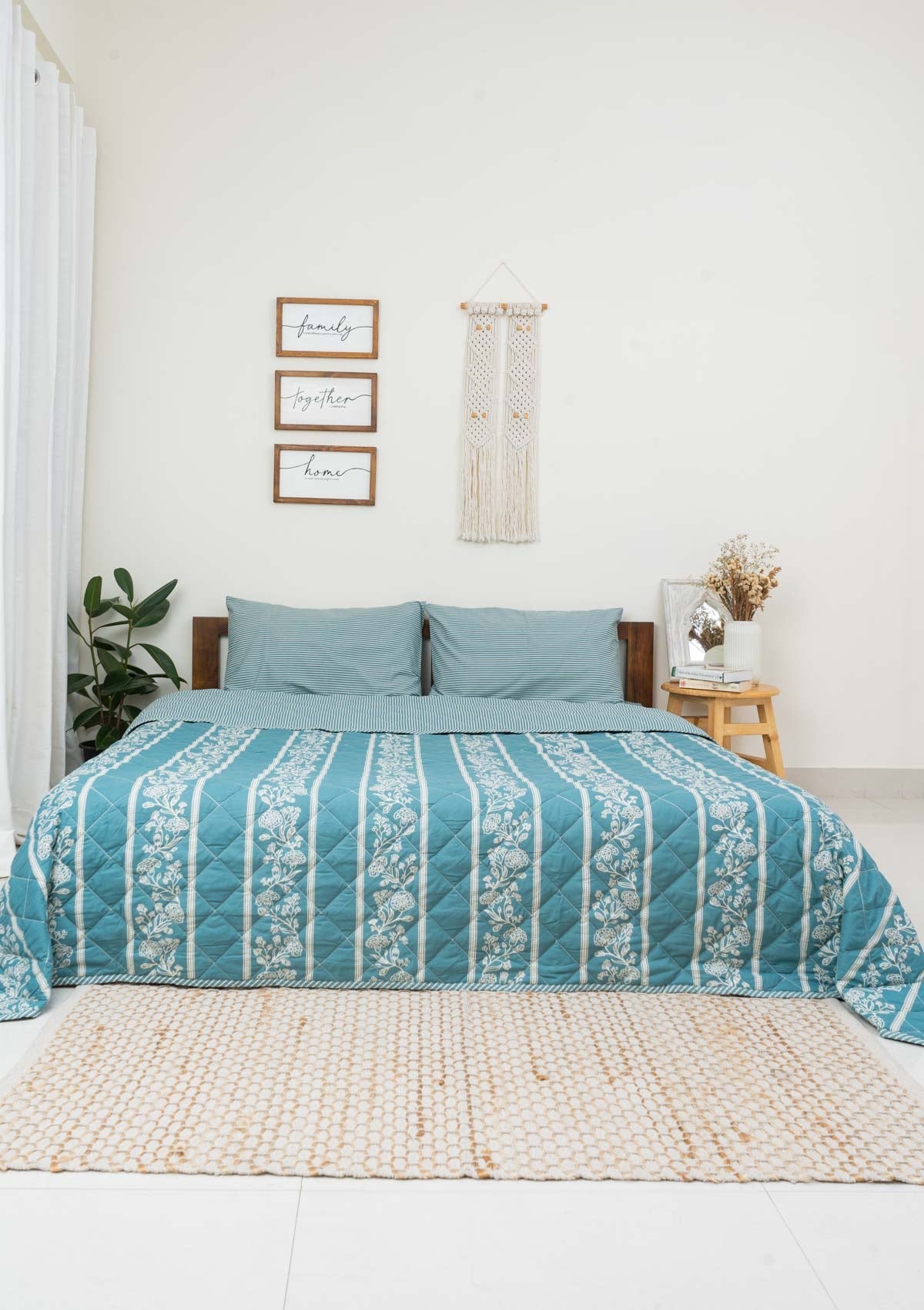 Regal Affair floral design and turqoise stripes printed Reversible Quilt with 100% cotton cover - Turquoise