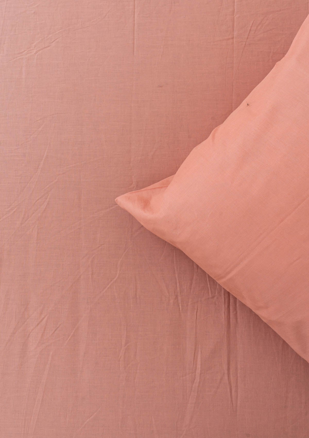 Solid colors fabric dyed 100% cotton soft feel Fitted sheet with pillow covers - Rust, Royal Blue