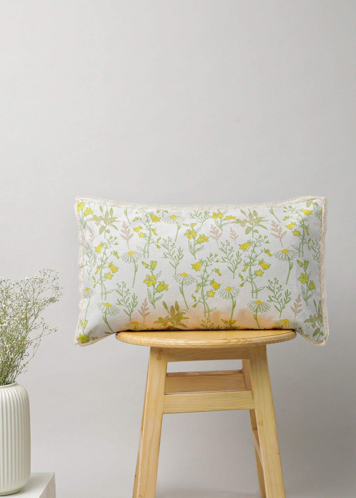 Tulip Garden floral prints with cotton lace 100% cotton cushion cover for sofa - Multicolor