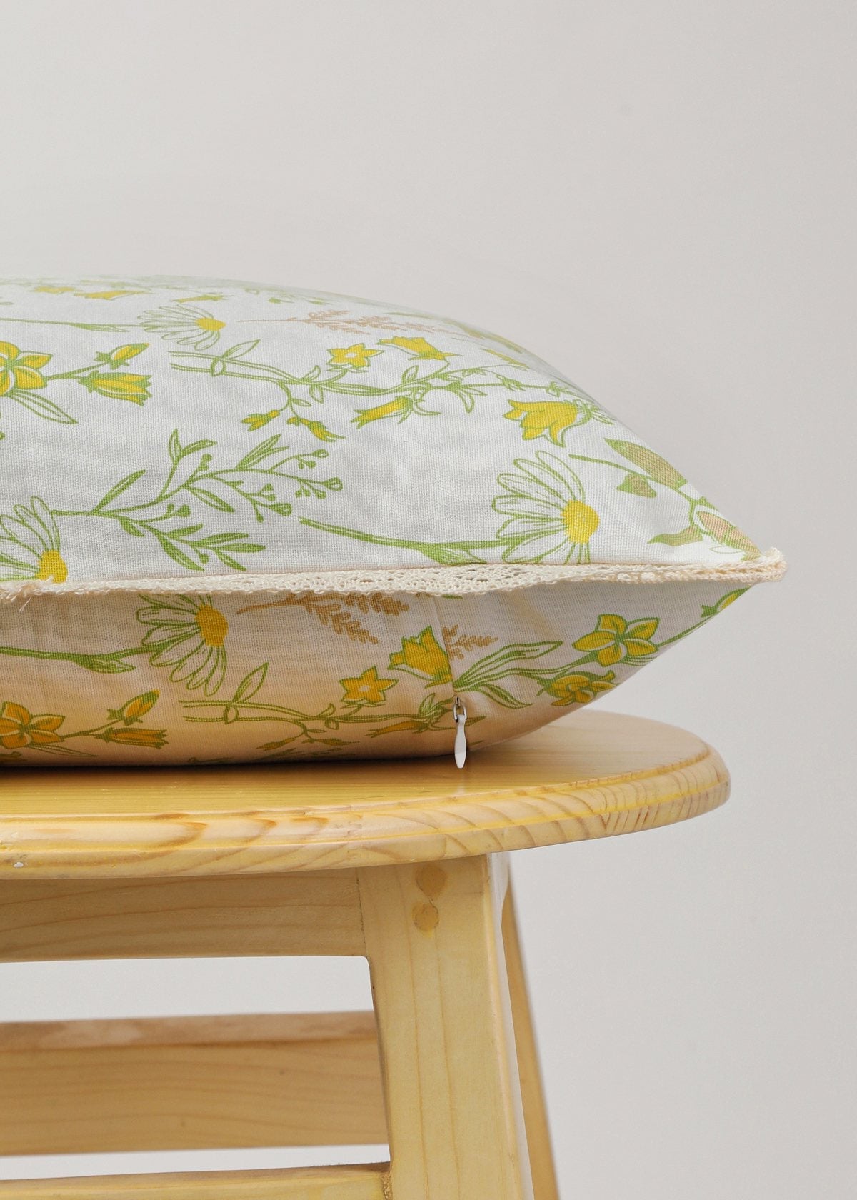 Tulip Garden floral prints with cotton lace 100% cotton cushion cover for sofa - Multicolor