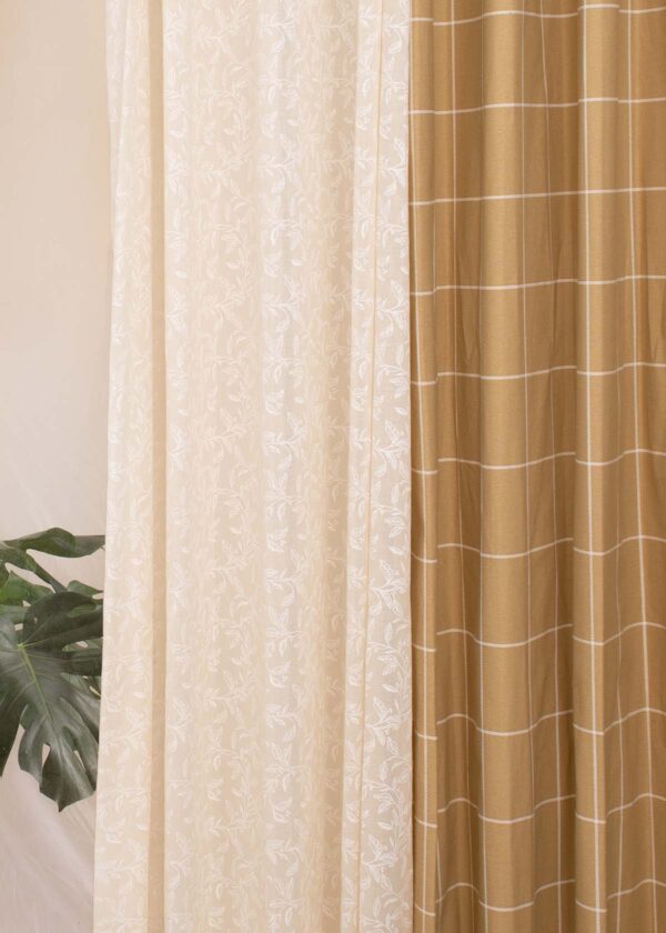 Cabin Checks,Trailing Berries Set Of 4 Combo Cotton Curtain - Brown And Cream