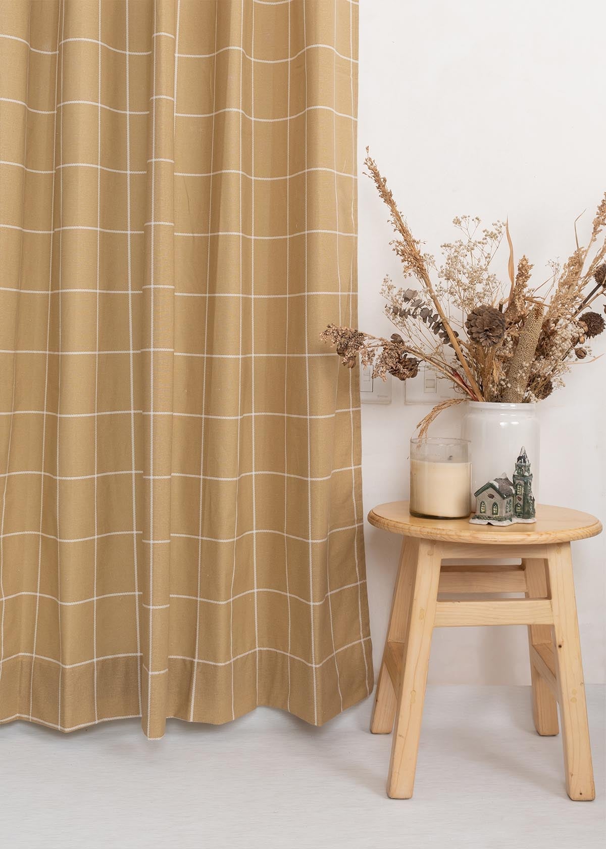 Cabin Checks geometric prints 100% cotton curtain for living room - Room darkening - Brown - Single panel