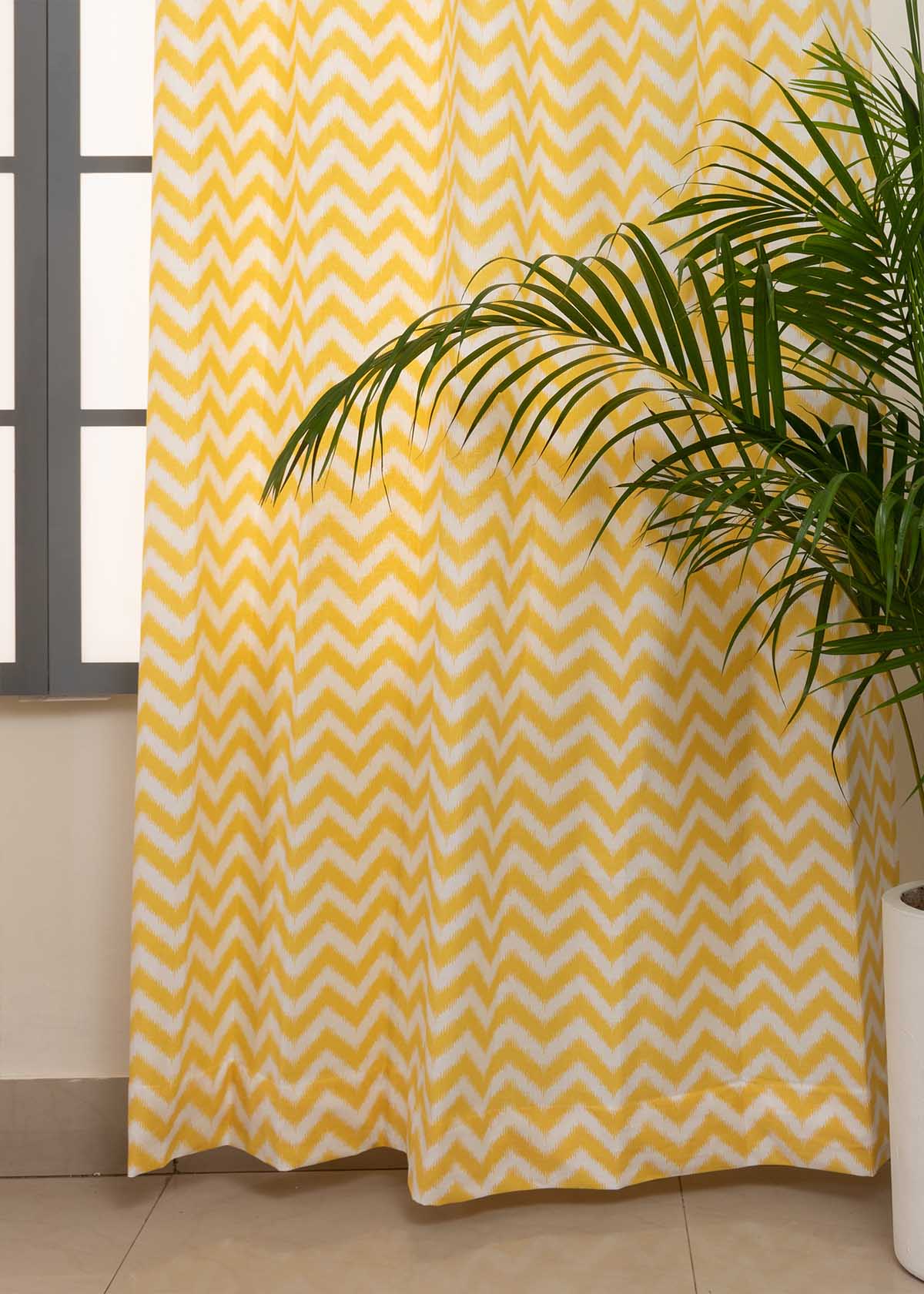 Ikat Chevron 100% Customizable Cotton geometric curtain for living room - Room darkening - Yellow