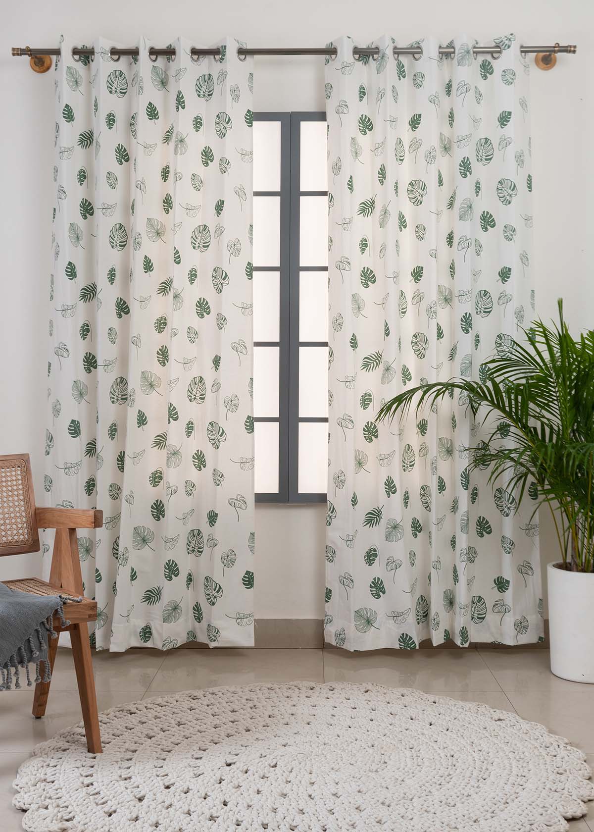 Monstera floral Printed 100% cotton curtain for living room - Room darkening - Green - Single Panel