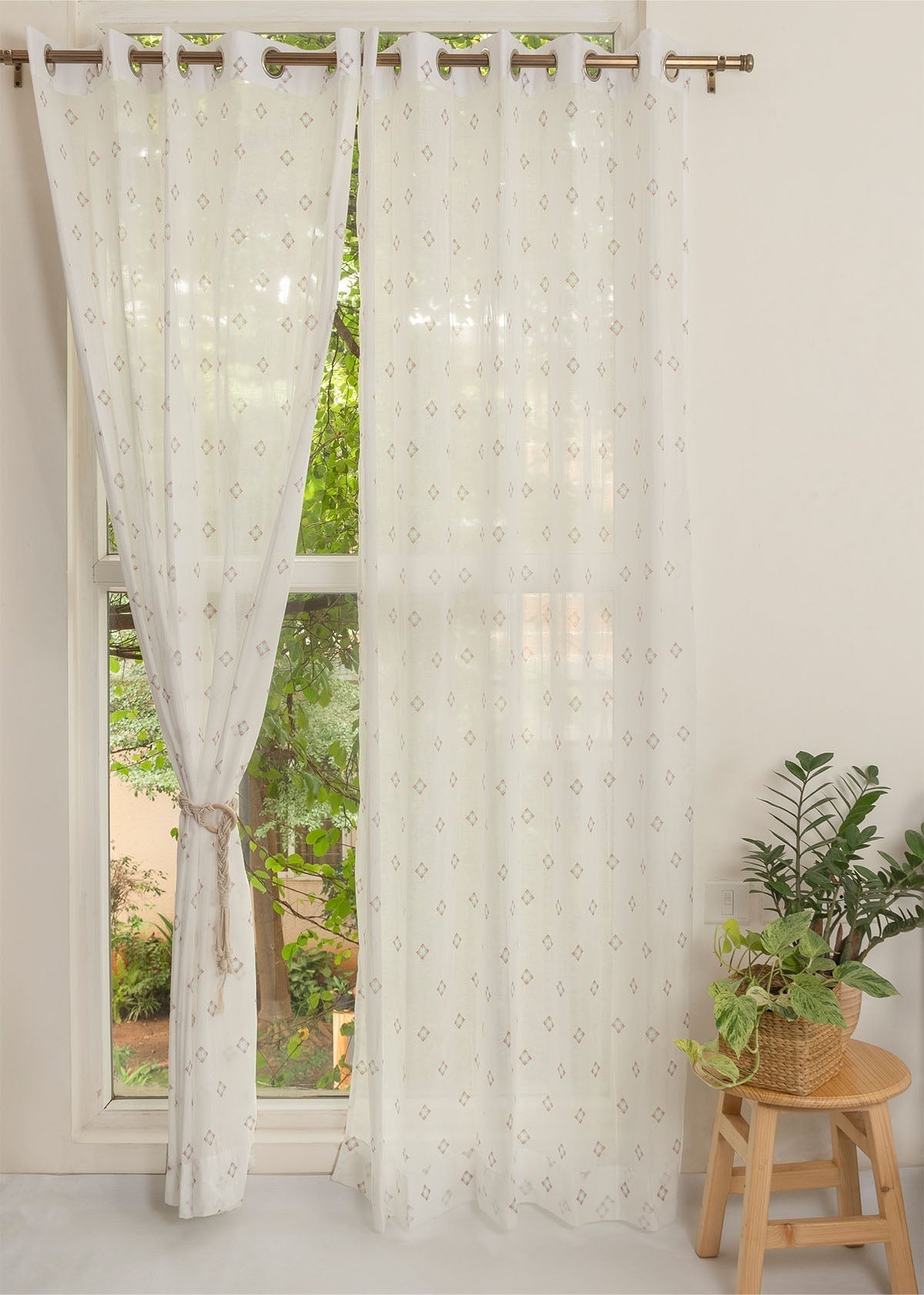 Sacred Waters floral printed 100% cotton Sheer curtain for Living room - Light filtering - Multicolor - Single Panel