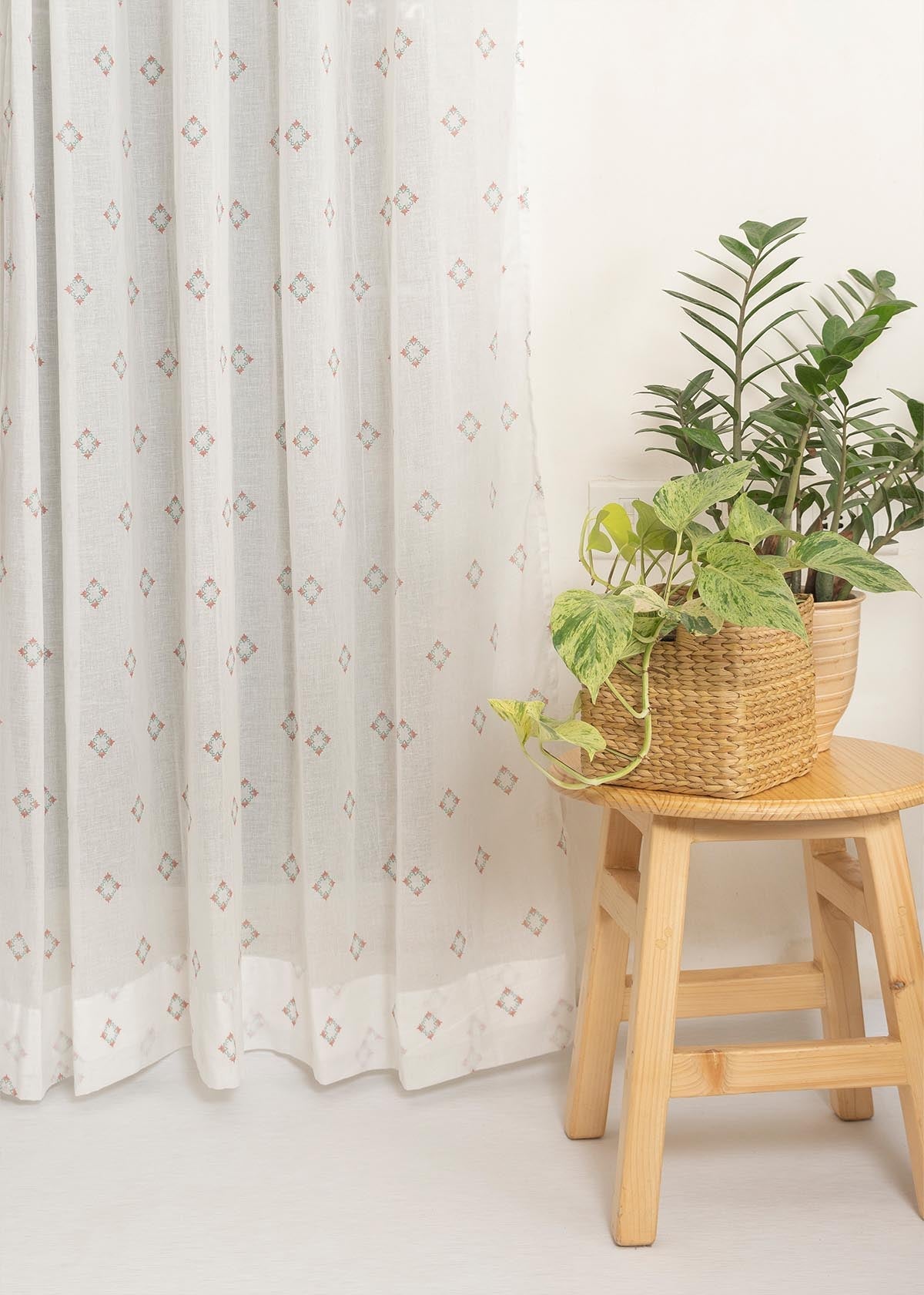 Sacred Waters floral printed 100% cotton Sheer curtain for Living room - Light filtering - Multicolor - Single Panel