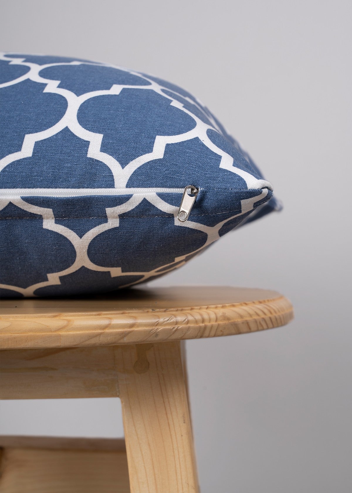 Reverse Trellis geometric prints 100% cotton cushion cover for Living Room - Royal Blue, Walnut Grey